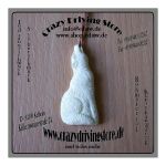 Rohmaterial , Knochenschnitzerei , heulender Wolf , wei�...